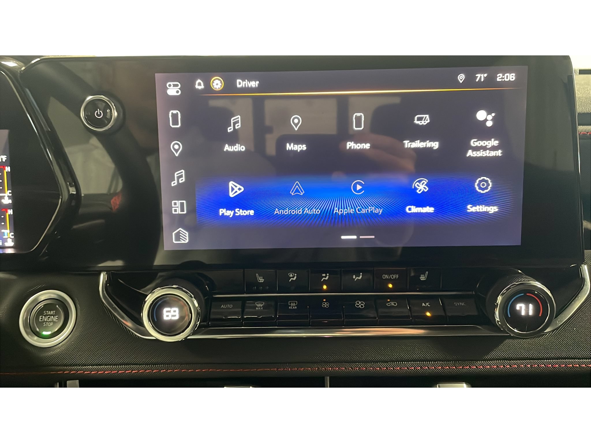 Used 2023 Chevrolet Colorado Z71 w/ Z71 Convenience Package 2 AWD/4WD image 12
