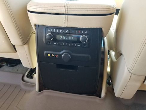 Used 2007 Cadillac Escalade AWD w/ Information Package image 10