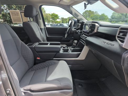 Certified 2022 Toyota Tundra SR5 w/ Convenience Package RWD image 32