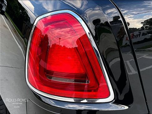 Certified 2013 Rolls-Royce Ghost RWD image 27