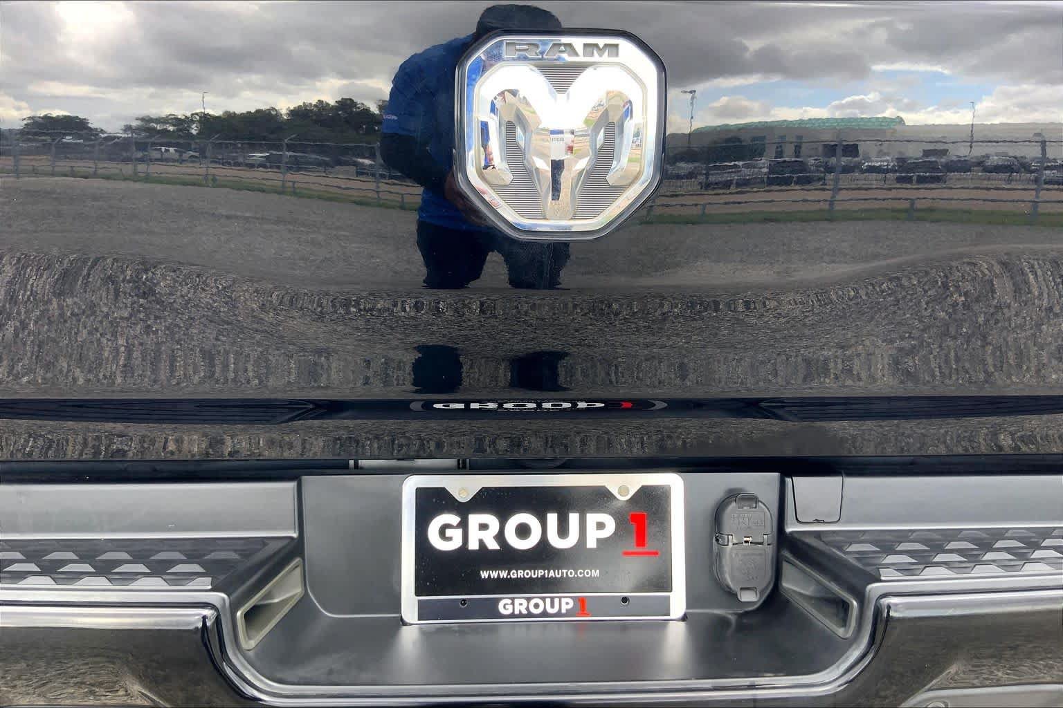 Used 2022 RAM 1500 Limited w/ Body Color Bumper Group AWD/4WD image 30