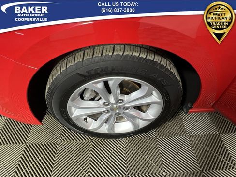 Certified 2019 Chevrolet Cruze LT w/ LT Fleet Convenience Package image 30