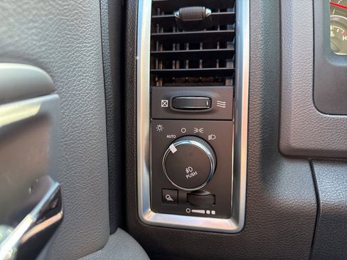 Used 2014 RAM 1500 Big Horn image 10