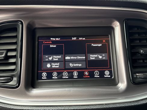 Used 2019 Dodge Challenger R/T w/ Driver Convenience Group image 18