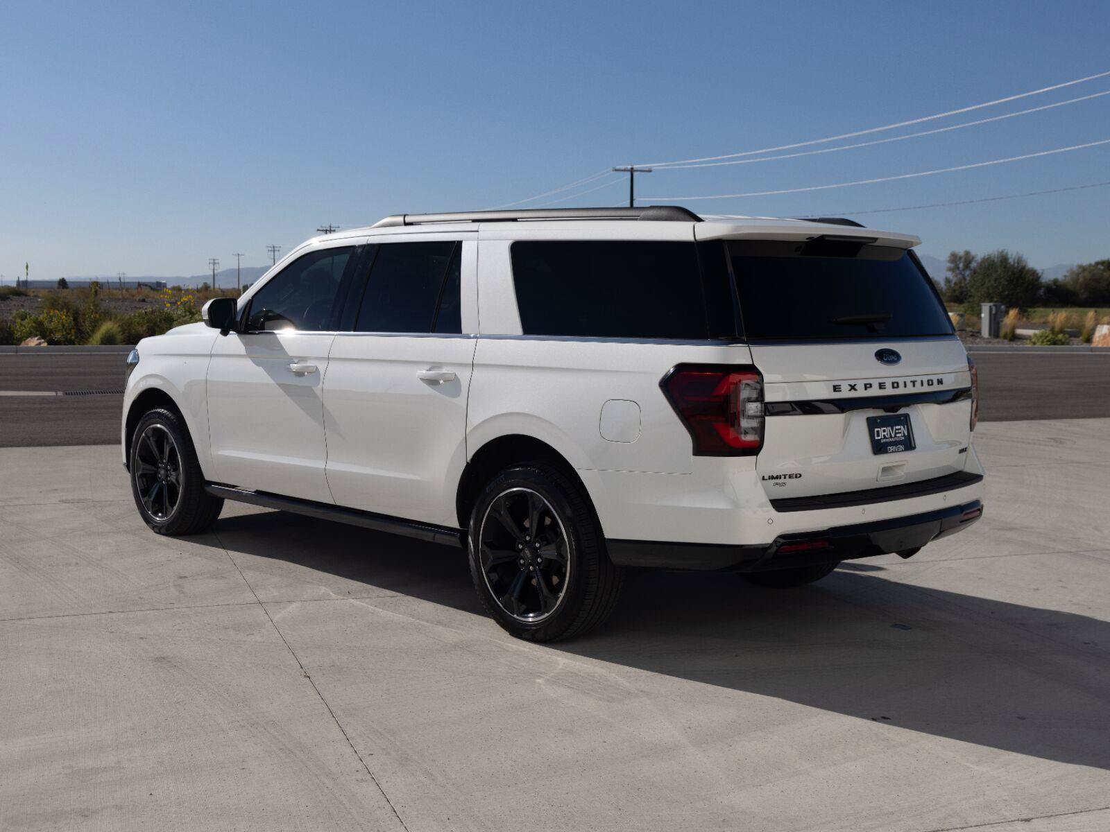 Used 2024 Ford Expedition Max Limited AWD/4WD image 8