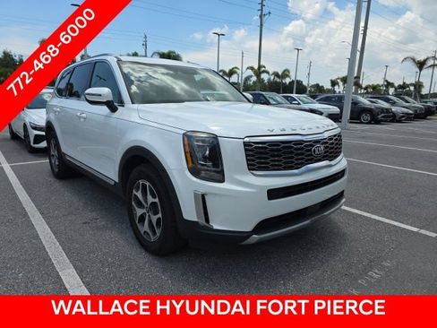Used 2020 Kia Telluride EX w/ Towing Package FWD image 2