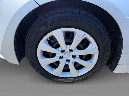 Used 2023 Toyota Corolla LE FWD image 9