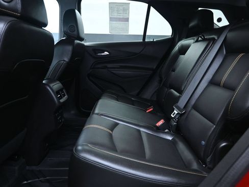 Used 2024 Chevrolet Equinox Premier AWD/4WD image 17