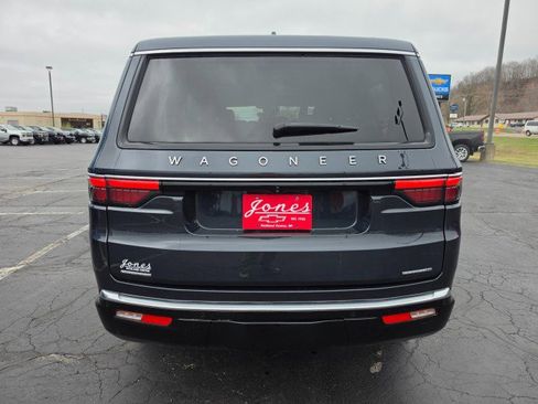 Used 2023 Jeep Wagoneer Series III w/ Convenience Group I image 4