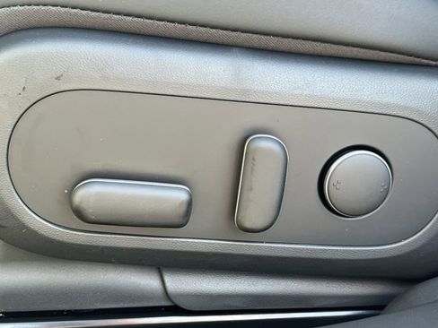 New 2023 Hyundai Ioniq 5 SEL image 24