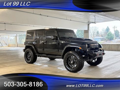 Used 2018 Jeep Wrangler Unlimited Sahara image 9