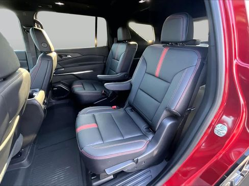 Used 2025 Chevrolet Traverse RS w/ LPO, Floor Liner Package AWD/4WD image 21