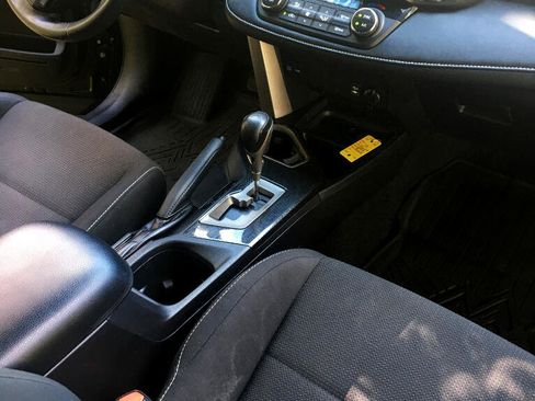 Used 2018 Toyota RAV4 Adventure image 17