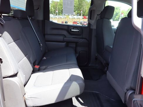 Used 2020 Chevrolet Silverado 1500 Custom Trail Boss w/ Custom Convenience Package AWD/4WD image 15