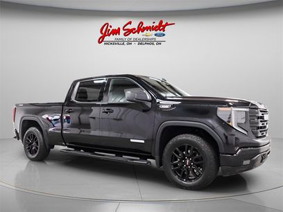 Used 2025 GMC Sierra 1500 Elevation