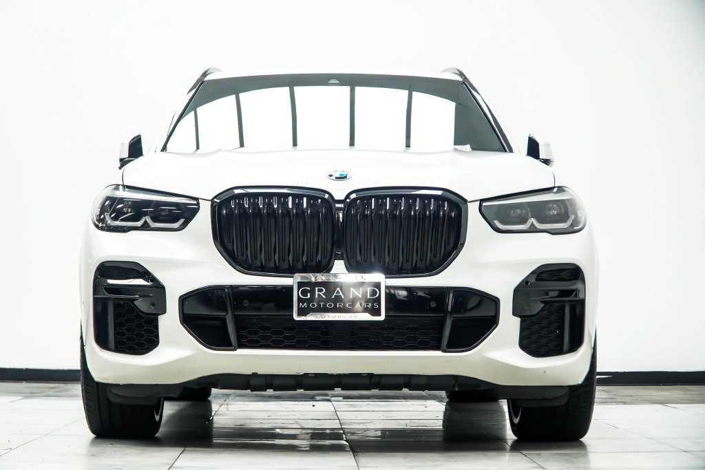 Used 2022 BMW X5 sDrive40i w/ M Sport Package RWD image 9