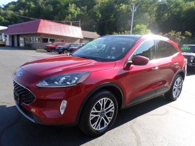 Used 2022 Ford Escape SEL w/ Technology Package AWD/4WD image 3