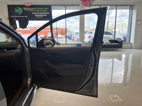 Used 2024 Toyota Corolla LE image 35