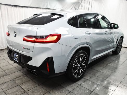 Used 2024 BMW X4 M40i w/ Premium Package image 6
