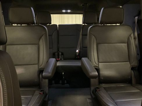 Used 2024 GMC Yukon XL Denali w/ Denali Reserve Package AWD/4WD image 30