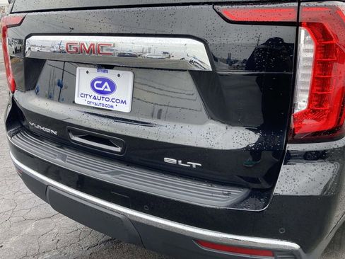 Used 2023 GMC Yukon SLT w/ Max Trailering Package image 11