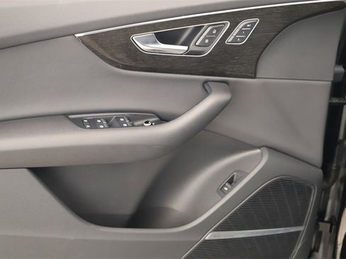 Used 2022 Audi Q7 3.0T Premium Plus image 23