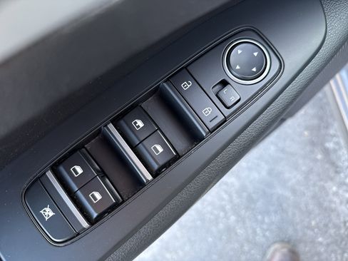 Certified 2023 Kia Forte LXS image 16