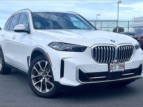 Used 2024 BMW X5 xDrive40i w/ Parking Assistance Package AWD/4WD image 10