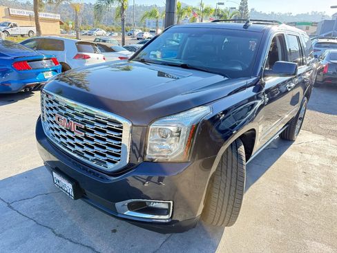 Used 2018 GMC Yukon Denali w/ Denali Ultimate Package image 7
