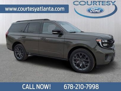 New 2025 Ford Expedition Platinum w/ Stealth Performance Package