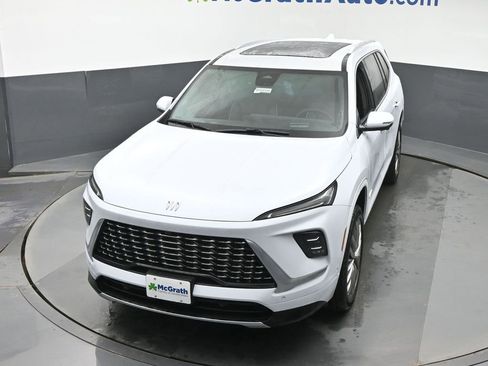 New 2026 Buick Enclave Avenir w/ Super Cruise Package image 27