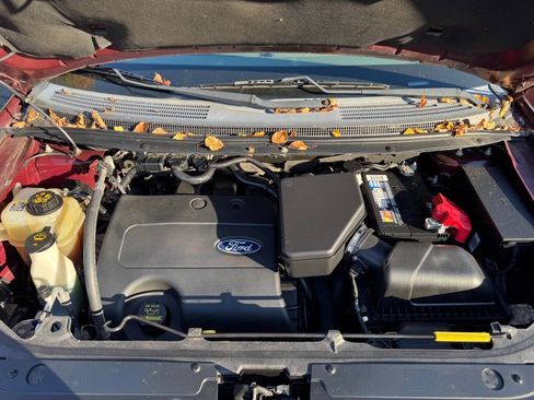 Used 2012 Ford Edge SEL image 24