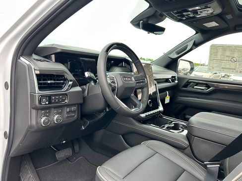 New 2026 GMC Yukon XL Elevation w/ Elevation Premium Package AWD/4WD image 20