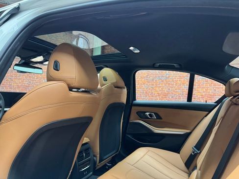 Used 2026 BMW 330i xDrive Sedan w/ Premium Package image 24