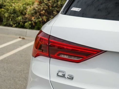 Used 2024 Audi Q3 2.0T Premium AWD/4WD image 7