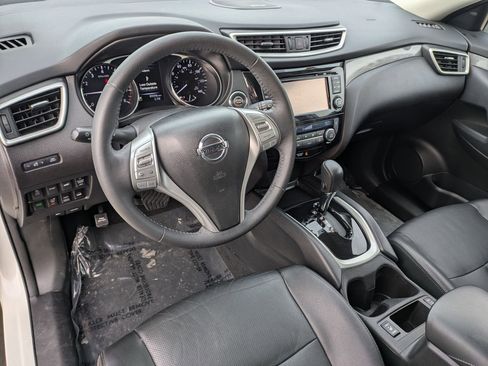 Used 2016 Nissan Rogue SL w/ SL Premium Package image 10
