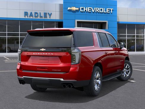 New 2026 Chevrolet Suburban Premier w/ Sun And Tow Package AWD/4WD image 4