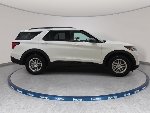 Used 2026 Ford Explorer Active AWD/4WD image 5