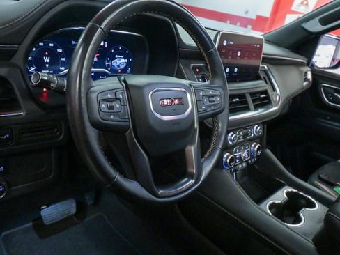 Used 2022 GMC Yukon AT4 image 12