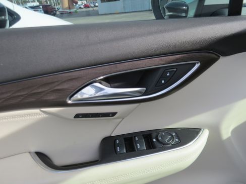 Certified 2023 Buick Envision Avenir image 16