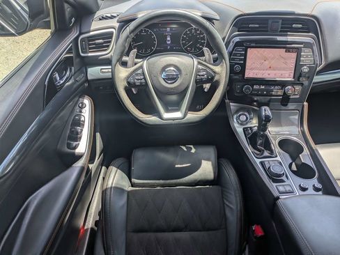Used 2021 Nissan Maxima SR w/ Sport Mat Group FWD image 15