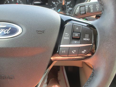 Used 2022 Ford Escape SEL FWD image 14
