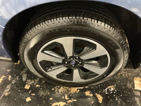 Used 2017 Subaru Forester 2.5i Limited image 28