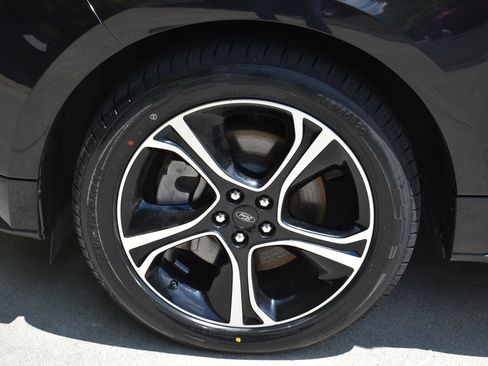 Used 2022 Ford Edge ST AWD/4WD image 11