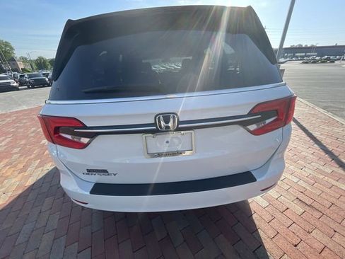 Certified 2023 Honda Odyssey EX-L image 16