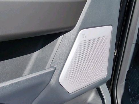 New 2025 Ford F150 Lariat w/ Equipment Group 502A High image 19