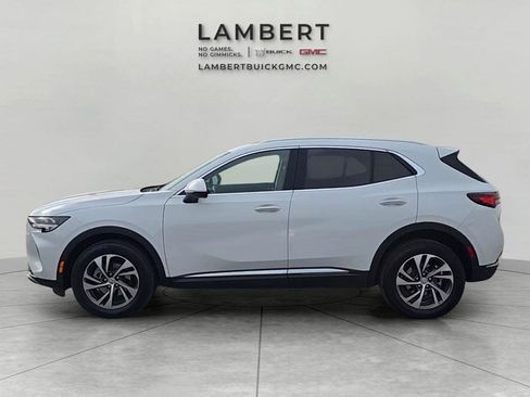 Used 2022 Buick Envision Essence w/ Safety Package image 2