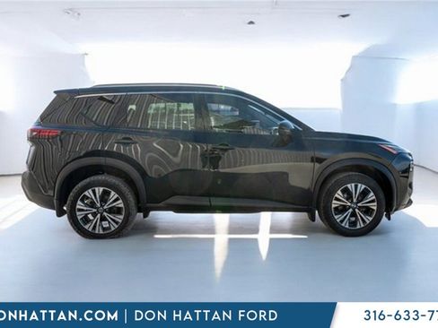Used 2021 Nissan Rogue SV w/ Premium Package image 36