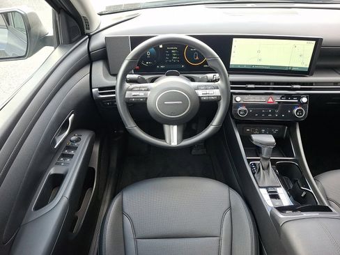 Certified 2025 Hyundai Tucson SEL image 12