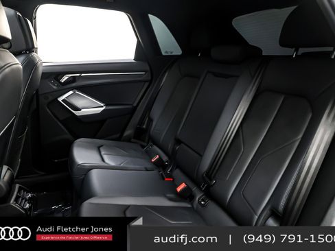 Used 2024 Audi Q3 2.0T Premium image 8